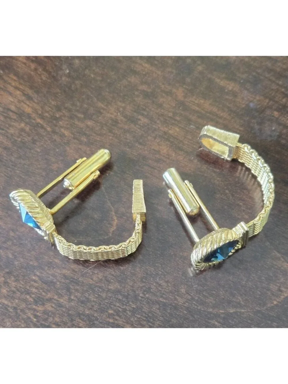 Vintage Swank Blue Rivoli Crystal Gold Tone Mesh Wrap Around Cufflinks MCM 1960s